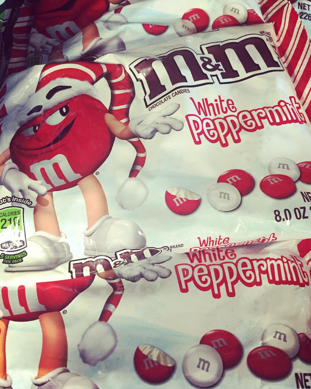 REVIEW: White Chocolate Peppermint M&M's - The Impulsive Buy