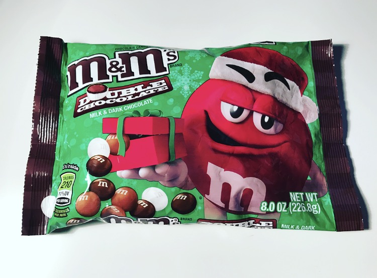 REVIEW: Shimmery White Chocolate M&M's - Junk Banter