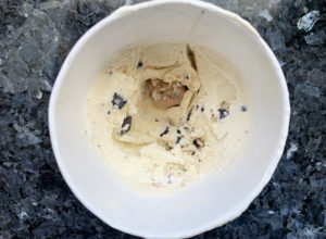 Ben & Jerry's Chocolate Chip Cookie Dough Core