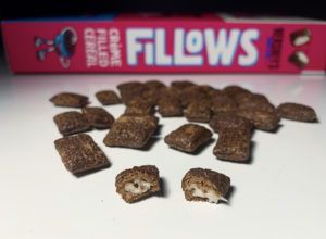 Hershey's Cookies 'N' Creme Fillows