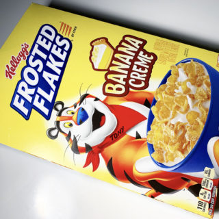 Kellogg's Banana Creme Frosted Flakes