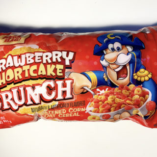 Cap'n Crunch's Strawberry Shortcake Crunch