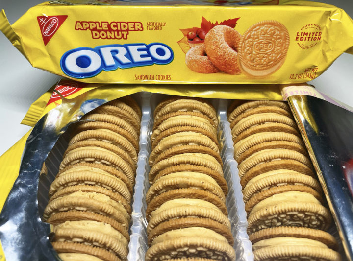 REVIEW: Nabisco Apple Cider Donut Oreos - Junk Banter